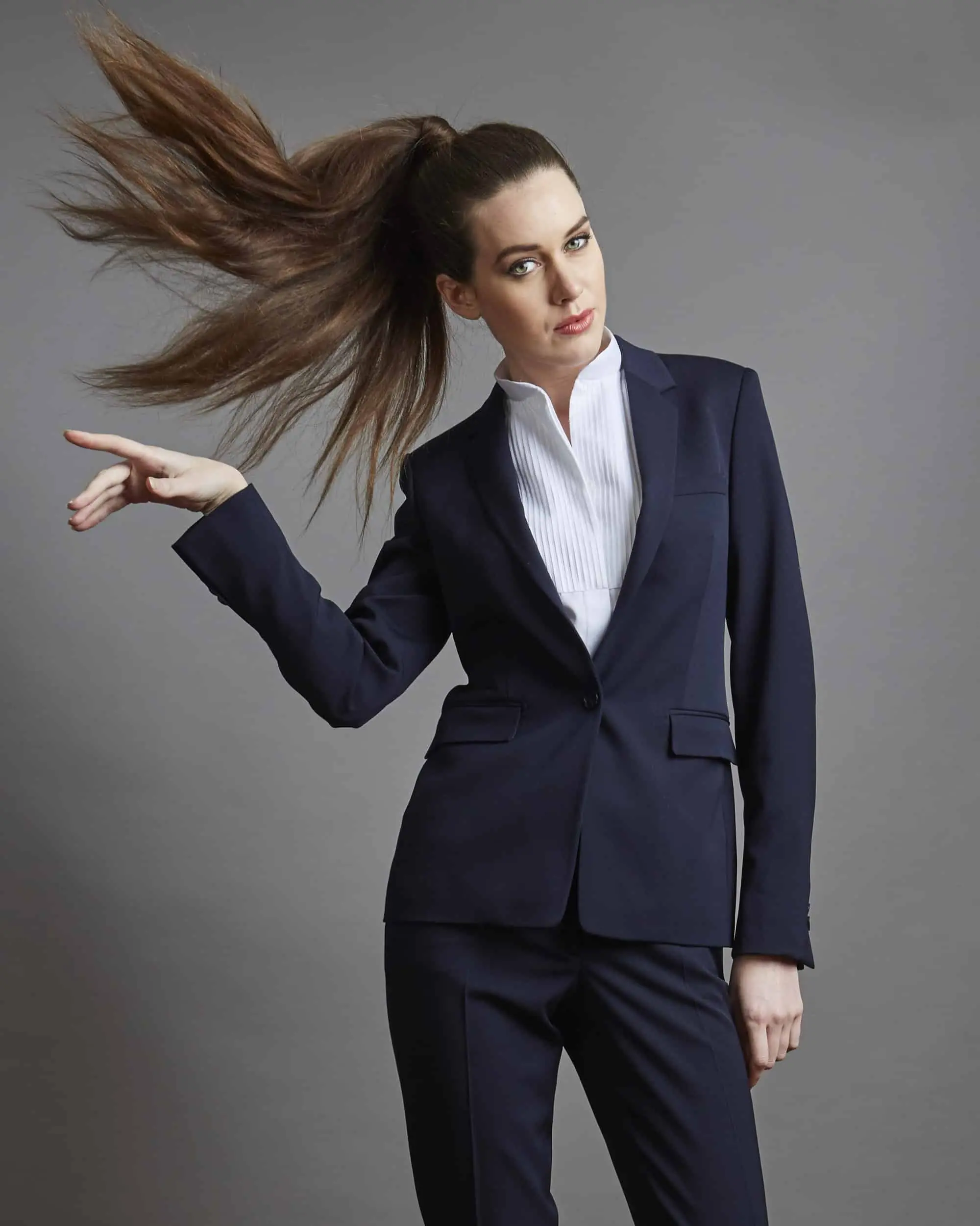 Comment porter le tailleur ? Artling Paris vous donne ses conseils