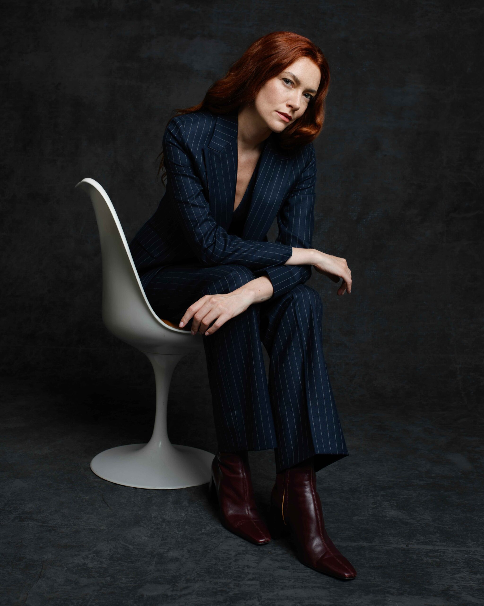 Tailleur costume et pantalon bleu rayé pour femme