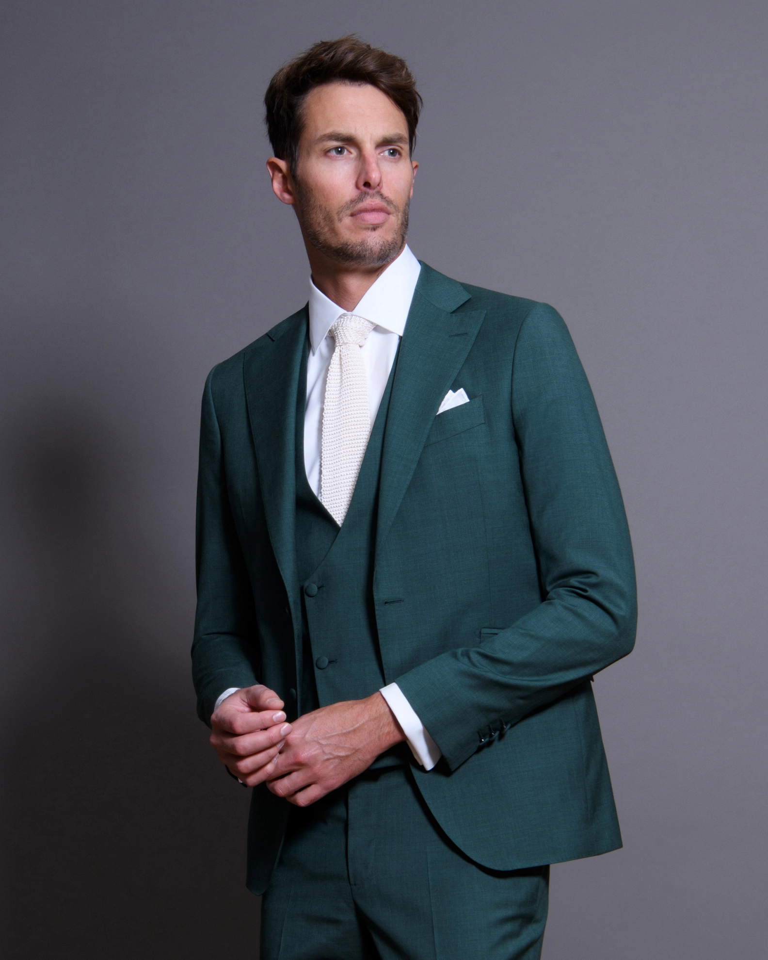 Costume vert de mariage